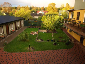 Отель Guesthouse Männiku  Пярну